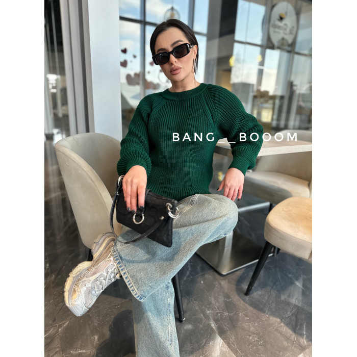 Жіночий вʼязаний светр англійської вʼязки REGLAN