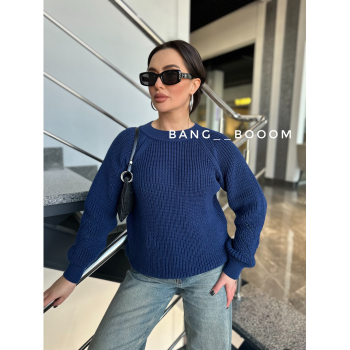 Жіночий вʼязаний светр англійської вʼязки REGLAN